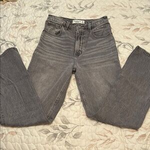 Abercrombie The 90’s Straight Ultra High Rise Jeans